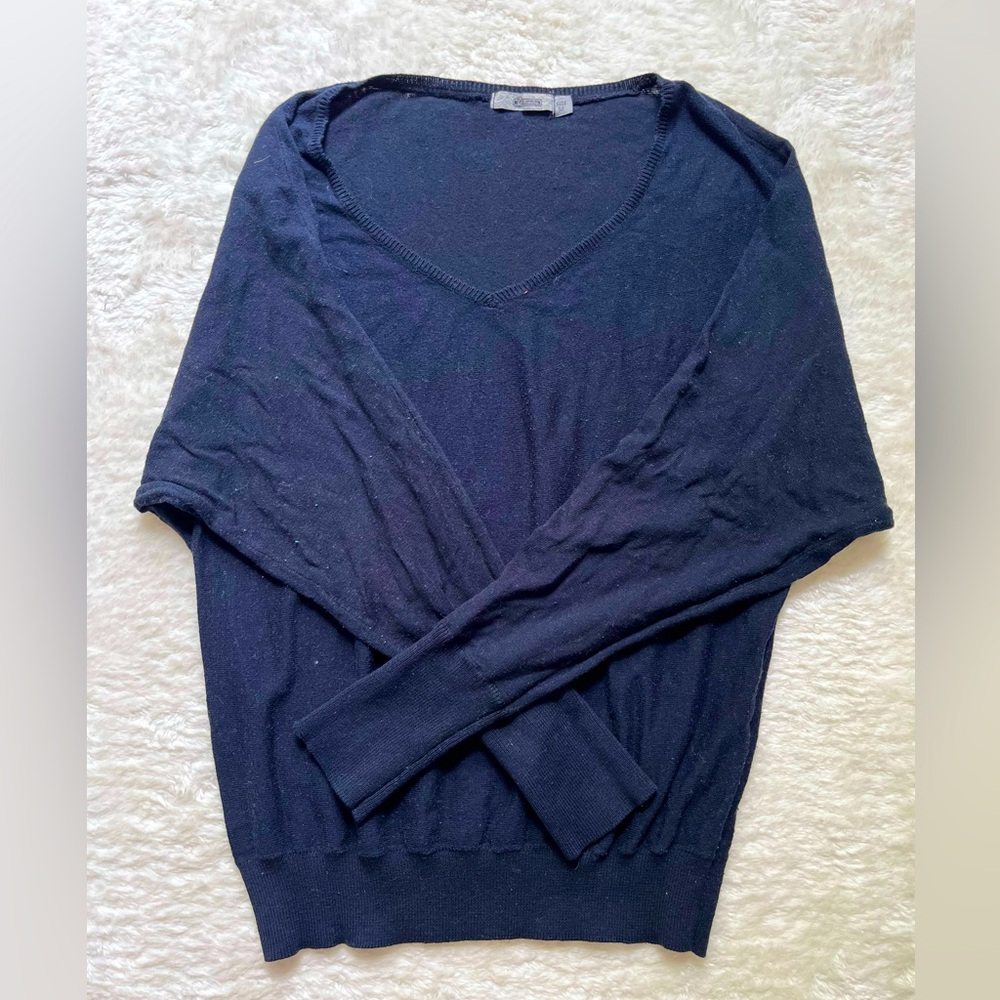 V neck long sleeves